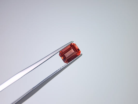 0151-1-1　バイカラーアンデシン　0.97ct