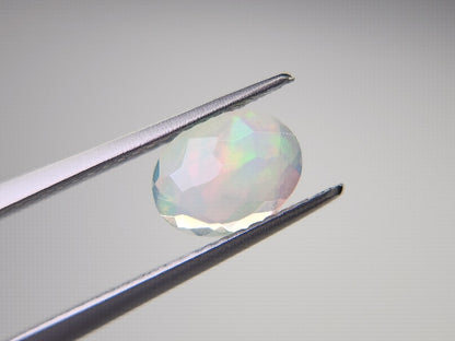 0909-1-4　オパール　0.84ct