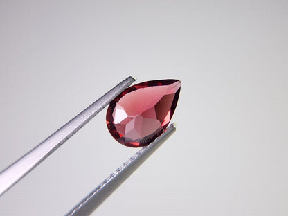 0910-3-3　ガーネット　1.54ct