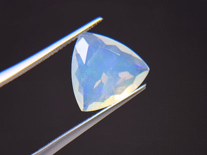 0916-33　オパール　3.25ct