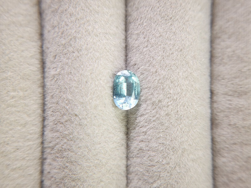 0035-3-3　アクアカイヤナイト　0.92ct