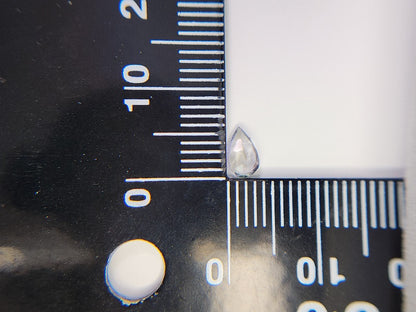 0644-13-1　ゾイサイト　0.34ct