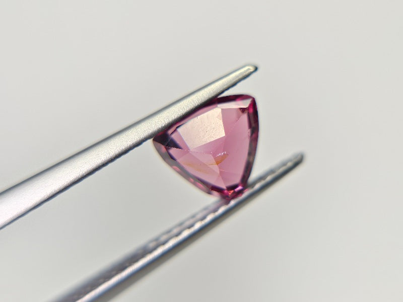 RDGA-8　ロードライトガーネット　1.11ct