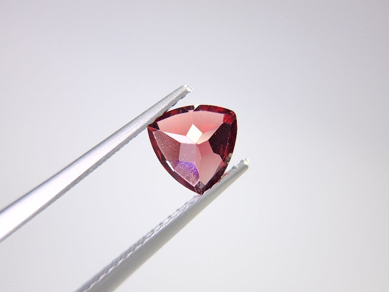 0910-1-14　ガーネット　1.40ct