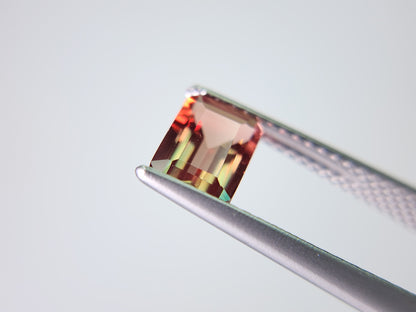 0151-3-7　バイカラーアンデシン　1.04ct