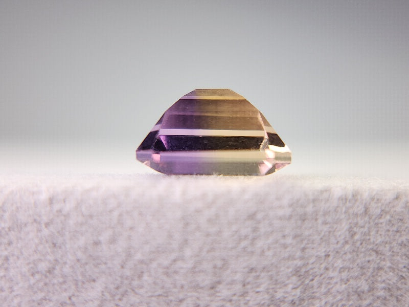 AMT-14　アメトリン　2.35ct