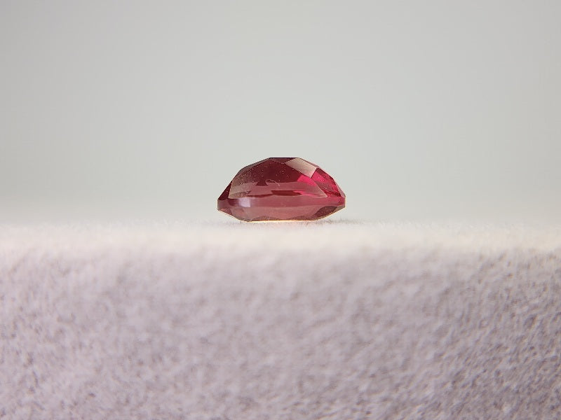 0152-1-34　バイカラーアンデシン　0.47ct