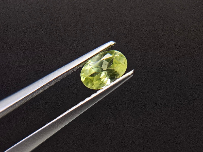 PCRS-4　パロットクリソベリル　0.53ct