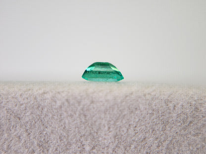 0936-23　エメラルド　0.42ct