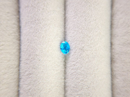 0530-4　ネオンブルーアパタイト　0.19ct
