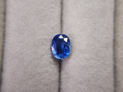 0942-16  カイヤナイト  1.09ct