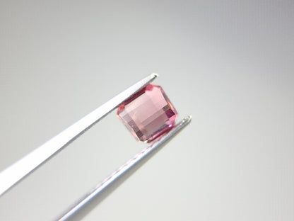 0879-59  トルマリン  0.56ct