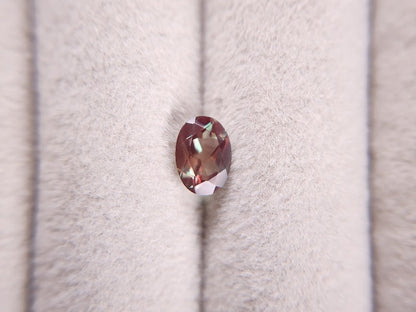 0504-10　バイカラーアンデシン　0.81ct