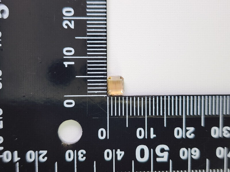 0879-23　トルマリン  0.74ct　