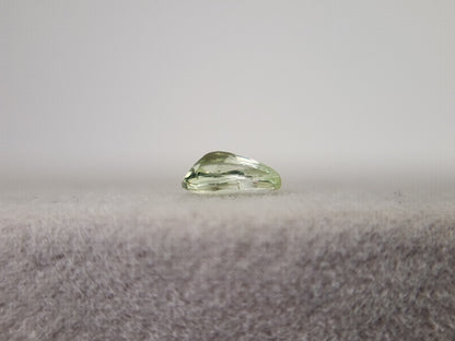 0644-9-2　ゾイサイト　0.39ct