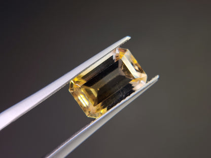 0365-4-5　バイカラーシトリン　2.92ct