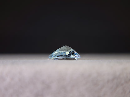 0008-10　アクアマリン　ペアシェイプ　0.48ct