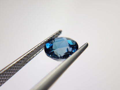 0931-9　ロンドンブルートパーズ　1.55ct