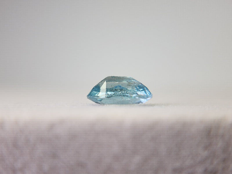 0035-3-3　アクアカイヤナイト　0.92ct