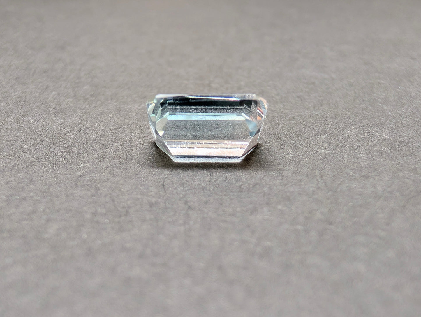 0082 バイカラートパーズ 3.49ct