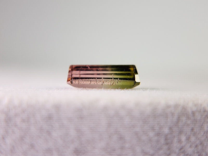 bc-TRM-1　バイカラートルマリン　0.77ct