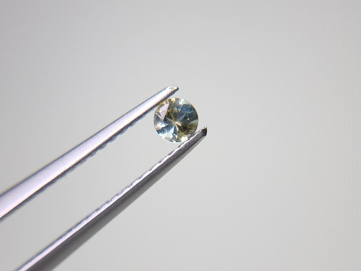 0090-40　モンタナサファイア　0.13ct