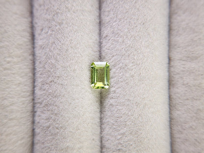 0238-2　ペリドット　0.63ct