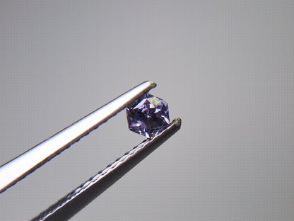 0002-4　スピネル　0.18ct