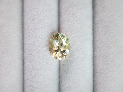 0091-1　イエローラブラドライト　3.06ct