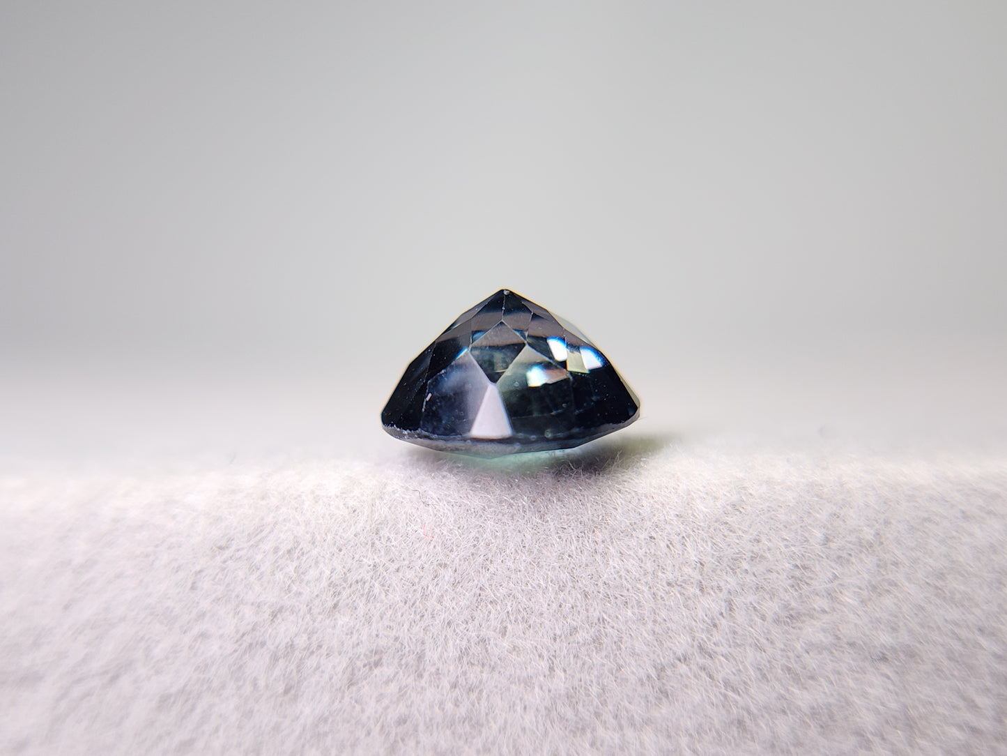 0931-10　ロンドンブルートパーズ　1.56ct