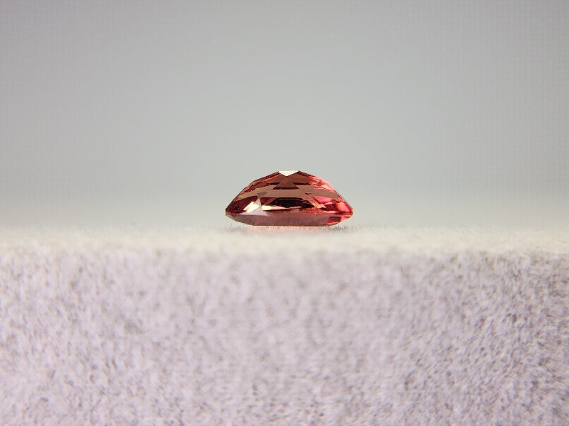 0152-1-40　バイカラーアンデシン　0.34ct