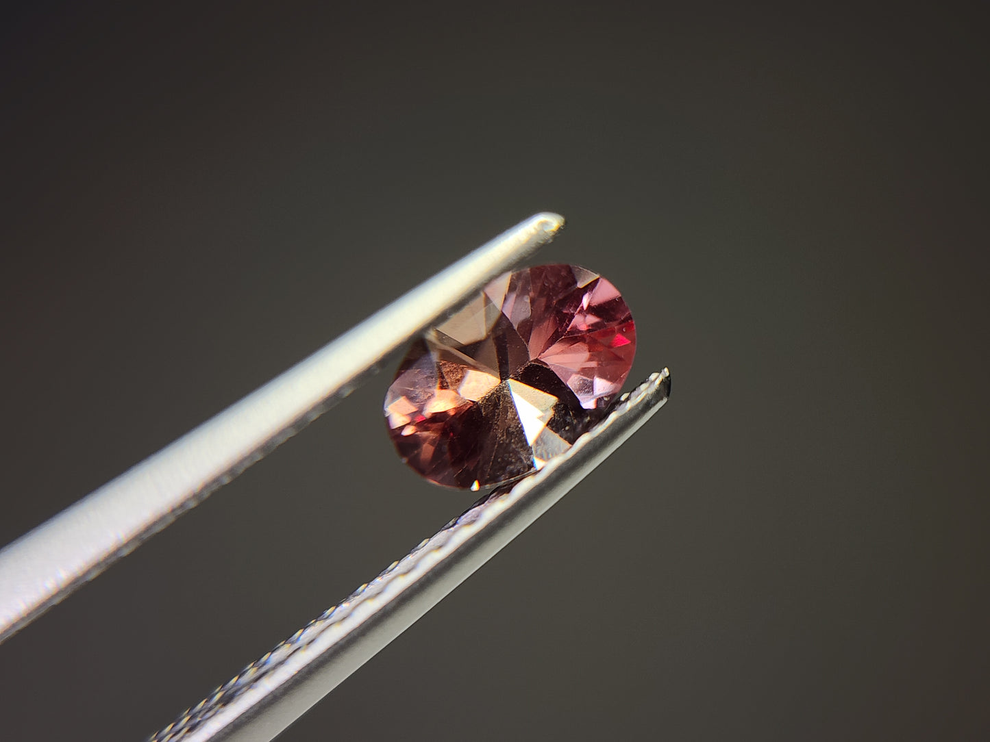 0152-3-2　バイカラーアンデシン　0.41ct