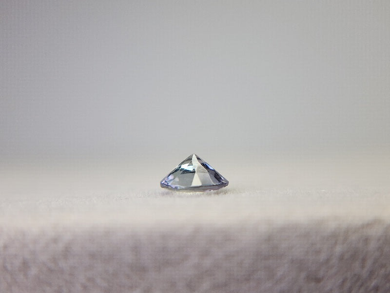 0657-27-3　ゾイサイト　0.34ct