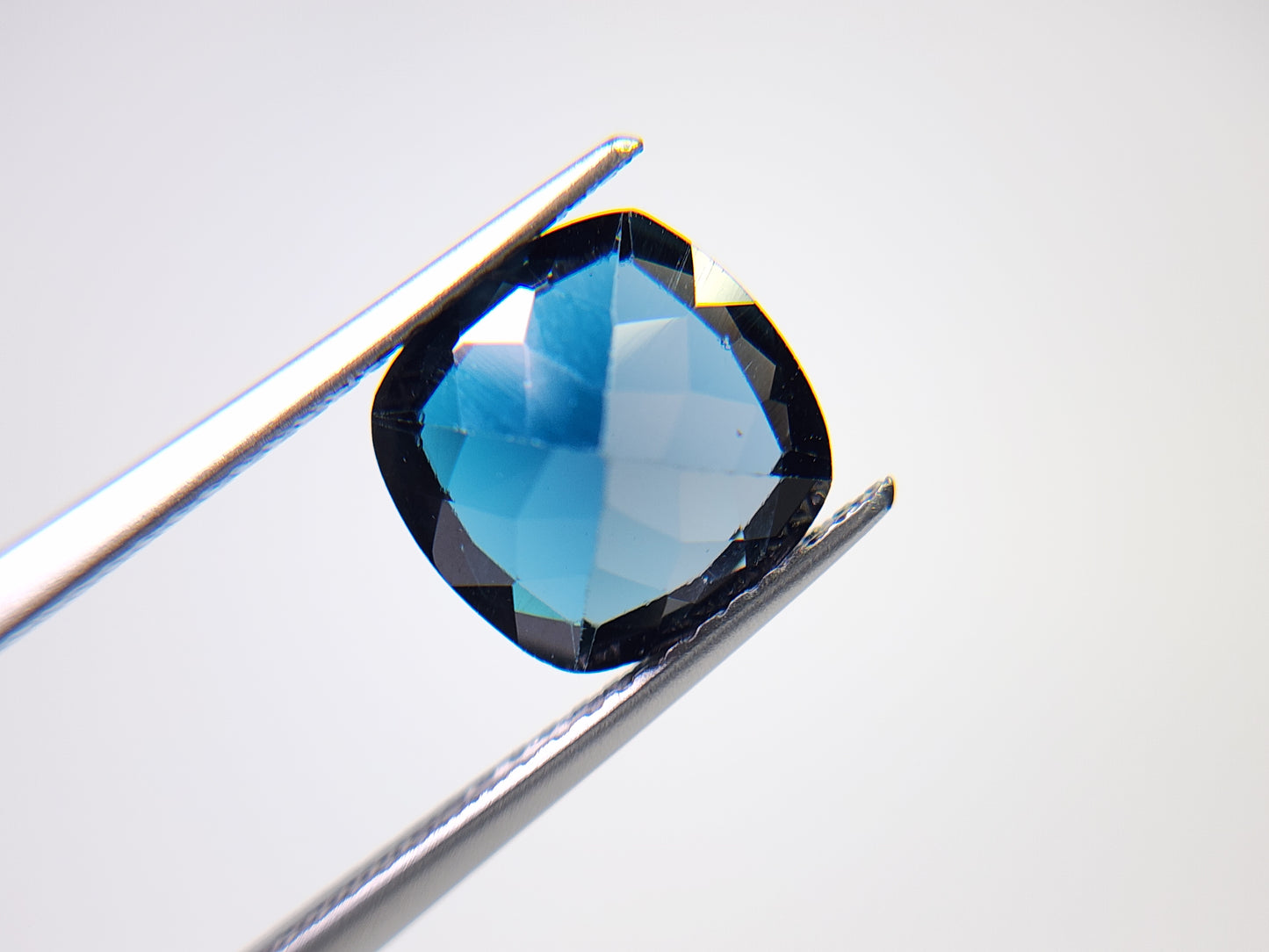 0931-2　ロンドンブルートパーズ　3.12ct