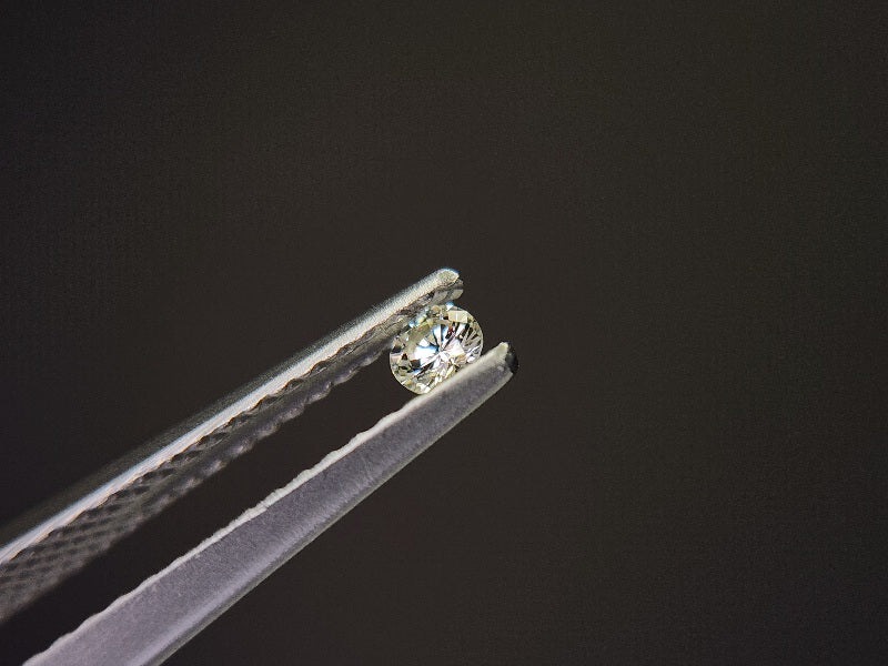 0015-1-21　ダイヤモンド　0.08ct