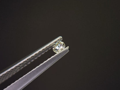 0015-1-21　ダイヤモンド　0.08ct