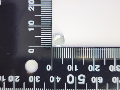 0878-4-7　グリーンベリル　0.73ct