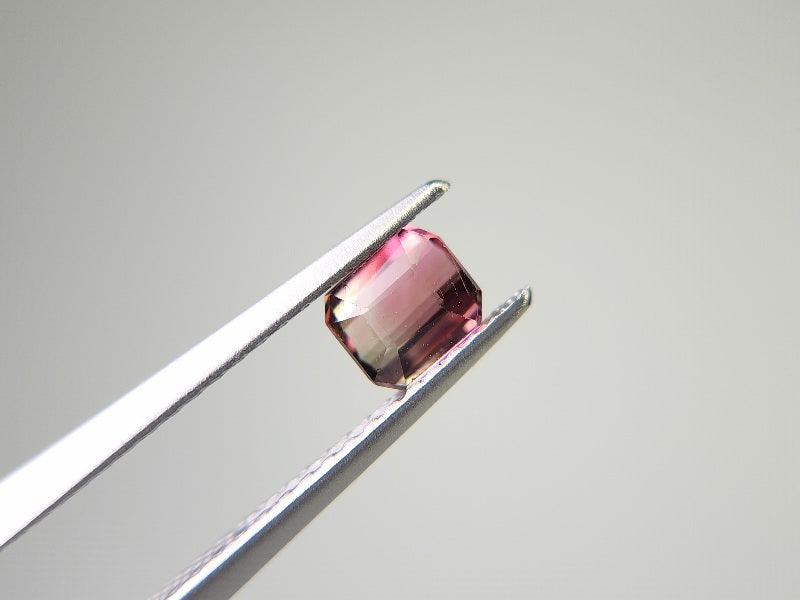 0879-55　トルマリン  0.59ct　