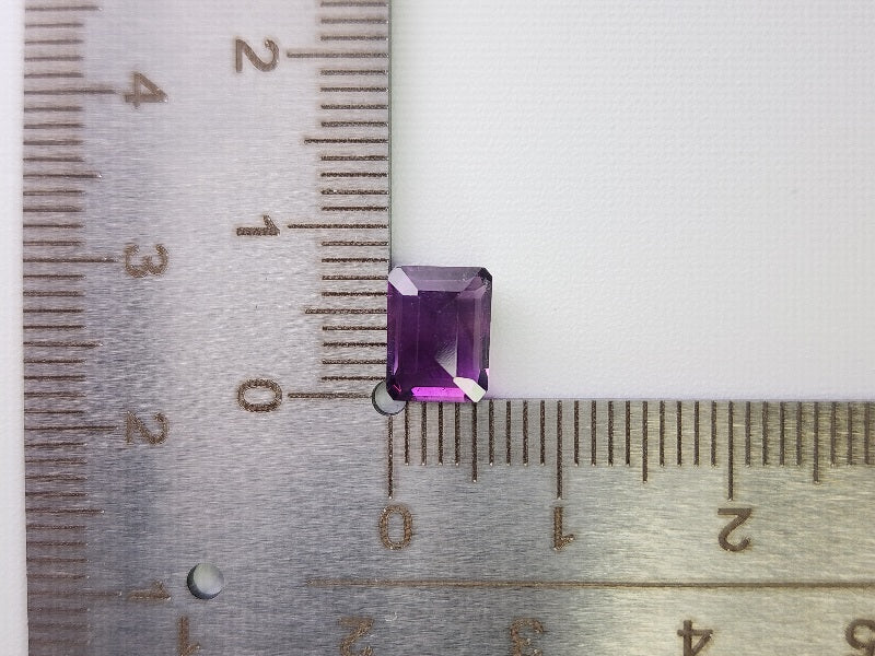 AM-52　アメジスト　1.54ct