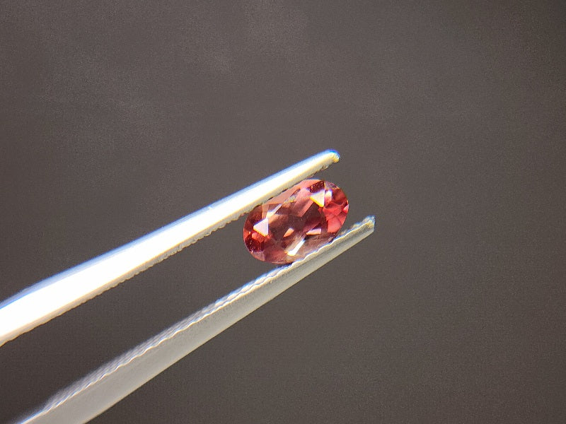 0152-1-18　バイカラーアンデシン　0.42ct