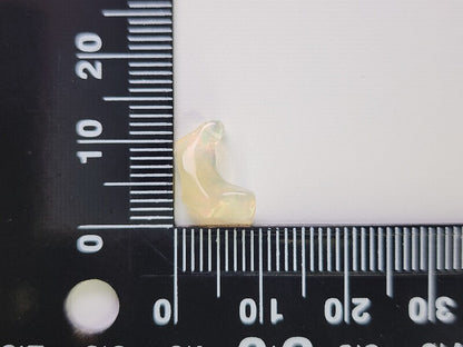 0914-5　さざれオパール（穴あき）　1.93ct