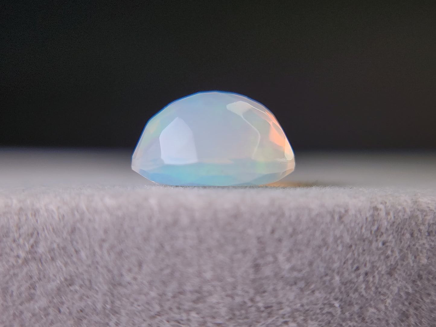 0916-2　オパール　2.25ct
