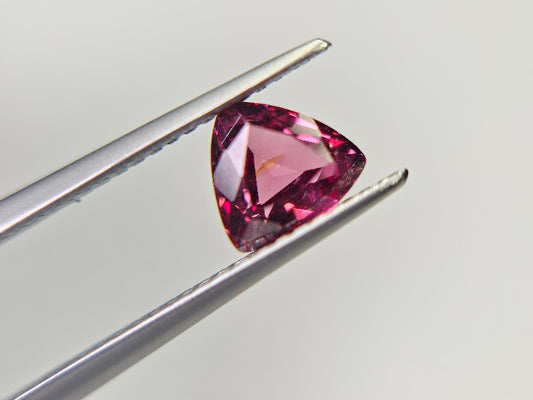 RDGA-8　ロードライトガーネット　1.11ct