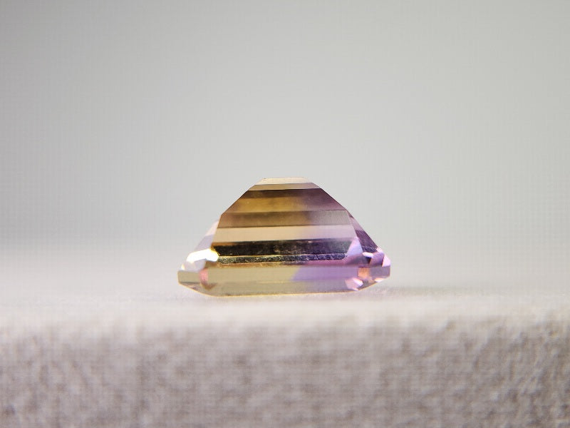 AMT-19　アメトリン　2.17ct