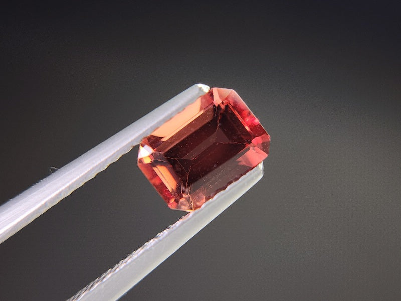 0151-2-6　バイカラーアンデシン　1.07ct