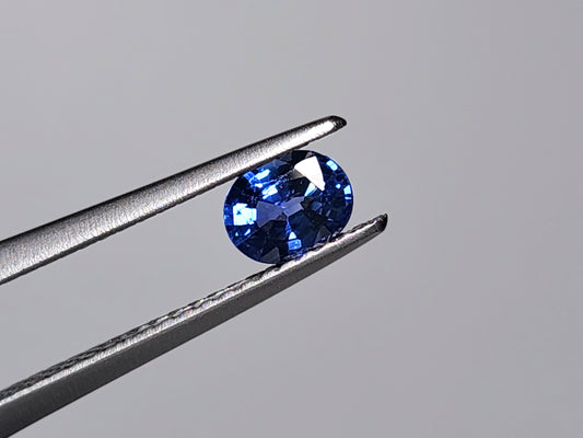 0904-4　サファイア　0.54ct