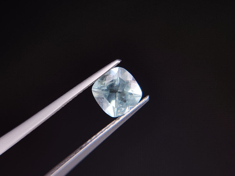 gBE-2　虹入り！グリーンベリル　0.93ct