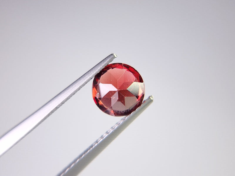 0910-2-5　ガーネット　1.57ct