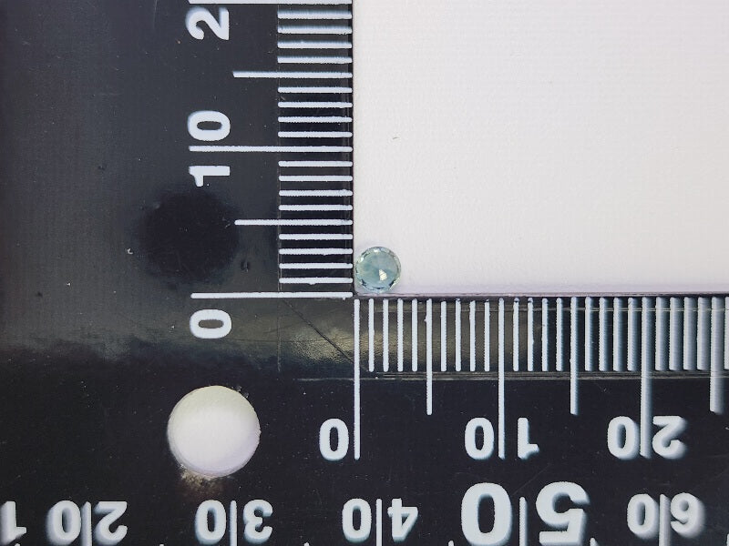 0090-28　モンタナサファイア　0.18ct