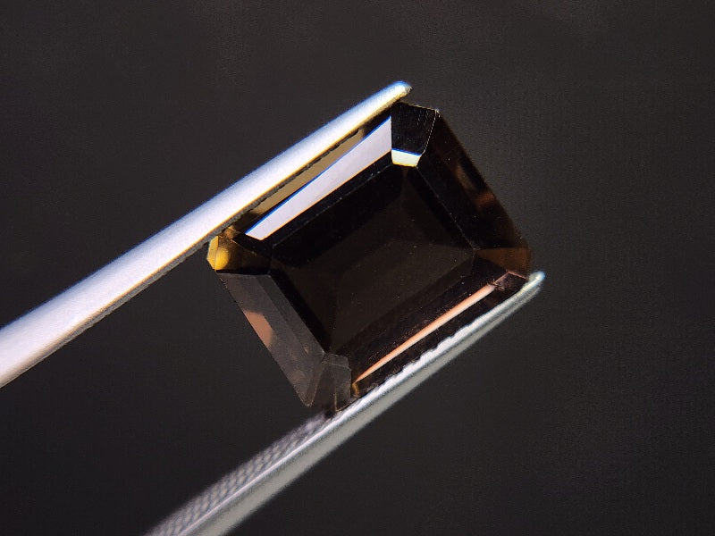SMQ-13　スモーキークォーツ　4.05ct
